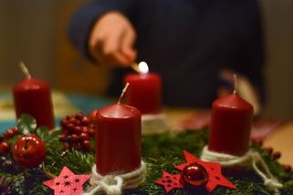 Češi jsou netrpěliví. Kazí tak vánoční atmosféru sobě i druhým - Médium.cz